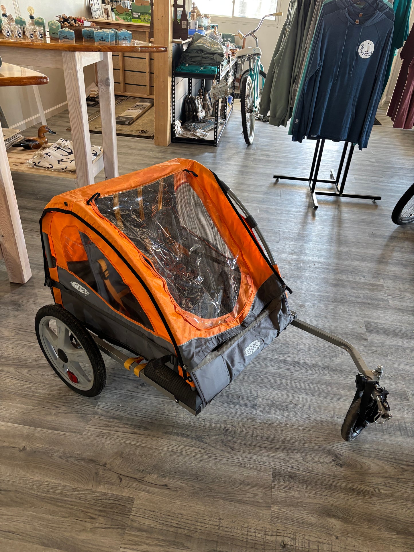 Two Rivers Bike Trailer Rental